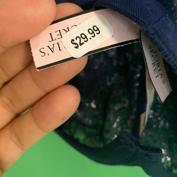 Closet cleaning - Picture 3 of 3